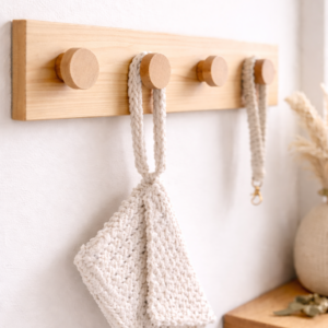 patere murale bois clair